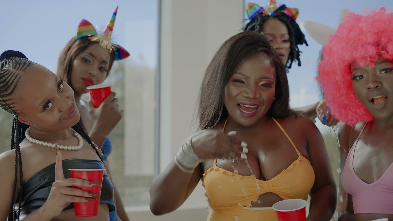 VIDEO: Makhadzi – Ma Yellowbone