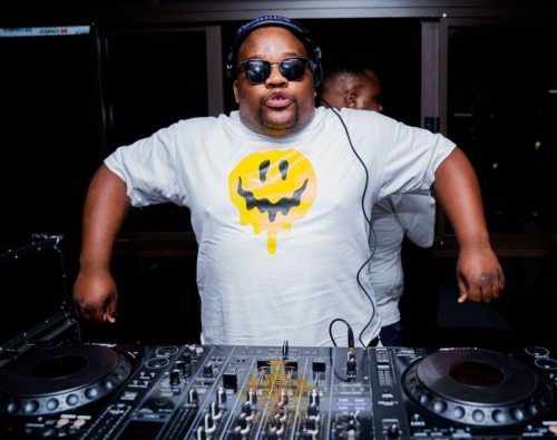 Leehleza – Groove Cartel Amapiano Mix