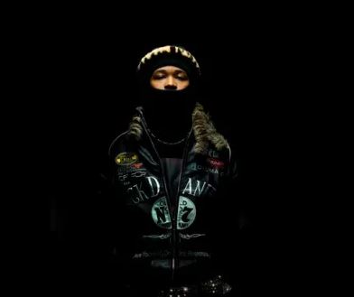 25 Lowfeye – Tango Ft. Usimamane